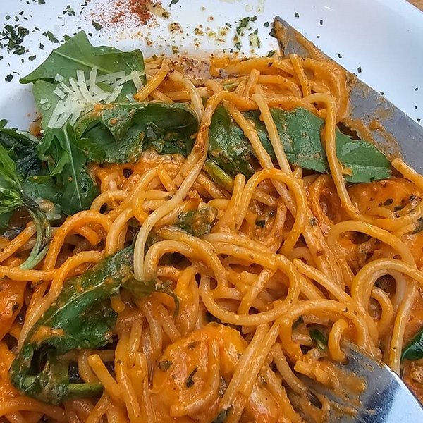 Best cheesy pasta restaurants located inside Cologne