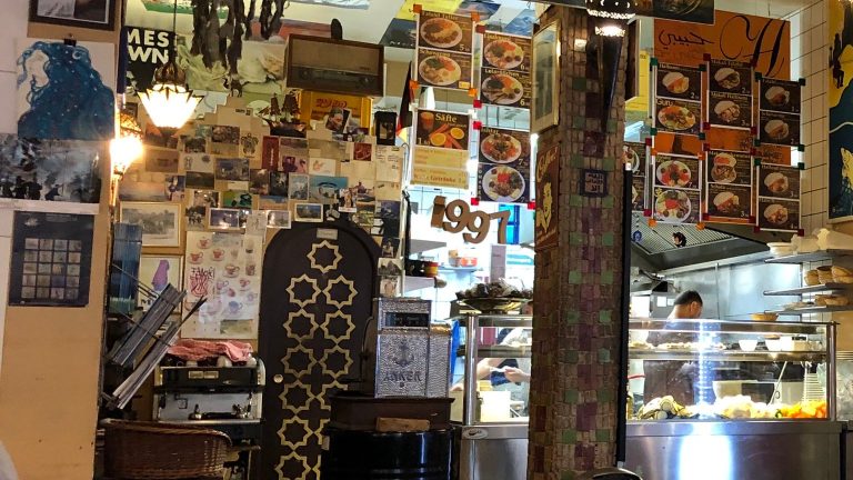 Best falafel and shawarma restaurants inside Cologne