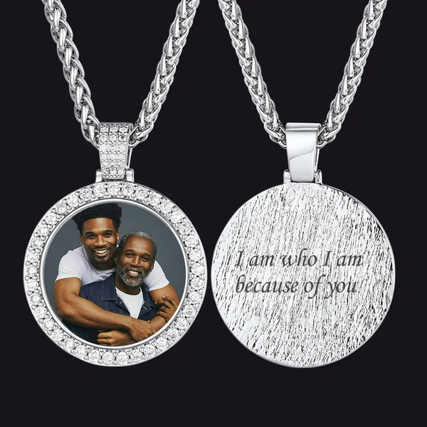 The Ultimate Guide to Personalized Jewelry Gifts: Craftsmanship, Sentimental Value, and How to Choose Keepsakes That Last a Lifetime