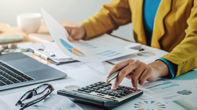 CIS Accountants East London for Simple and Clear Tax Support